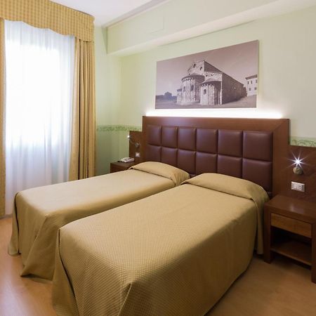 Hotel Terminus & Plaza Pisa Kültér fotó