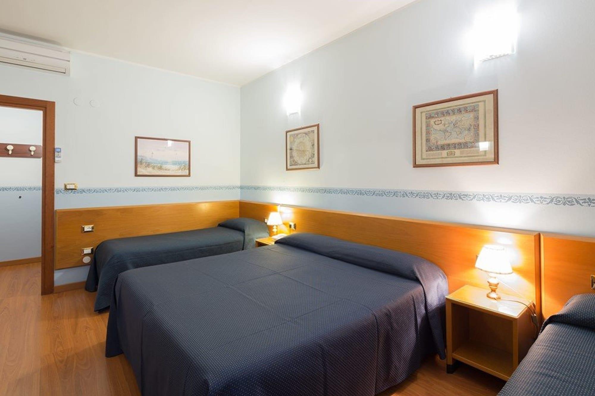 Hotel Terminus & Plaza Pisa Kültér fotó