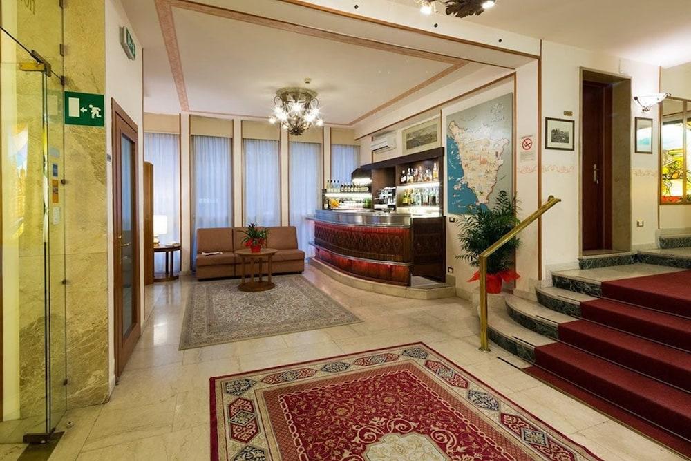 Hotel Terminus & Plaza Pisa Kültér fotó